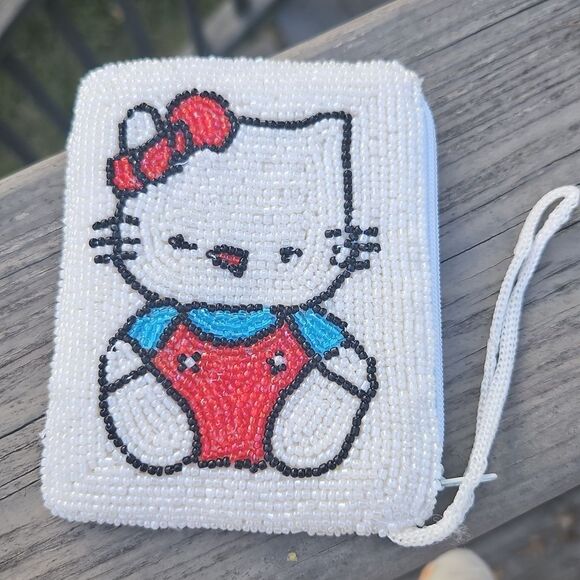 Hello Kitty Beaded Coin Purse Zip Pouch Wristlet - Picture 3 of 4